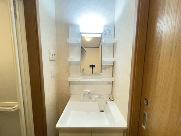 クレストIVの物件内観写真